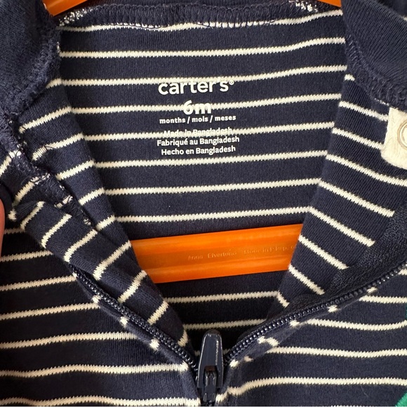 Carter’s sleep and play, 2 way zip - NWOT - 6 month - Picture 5 of 5